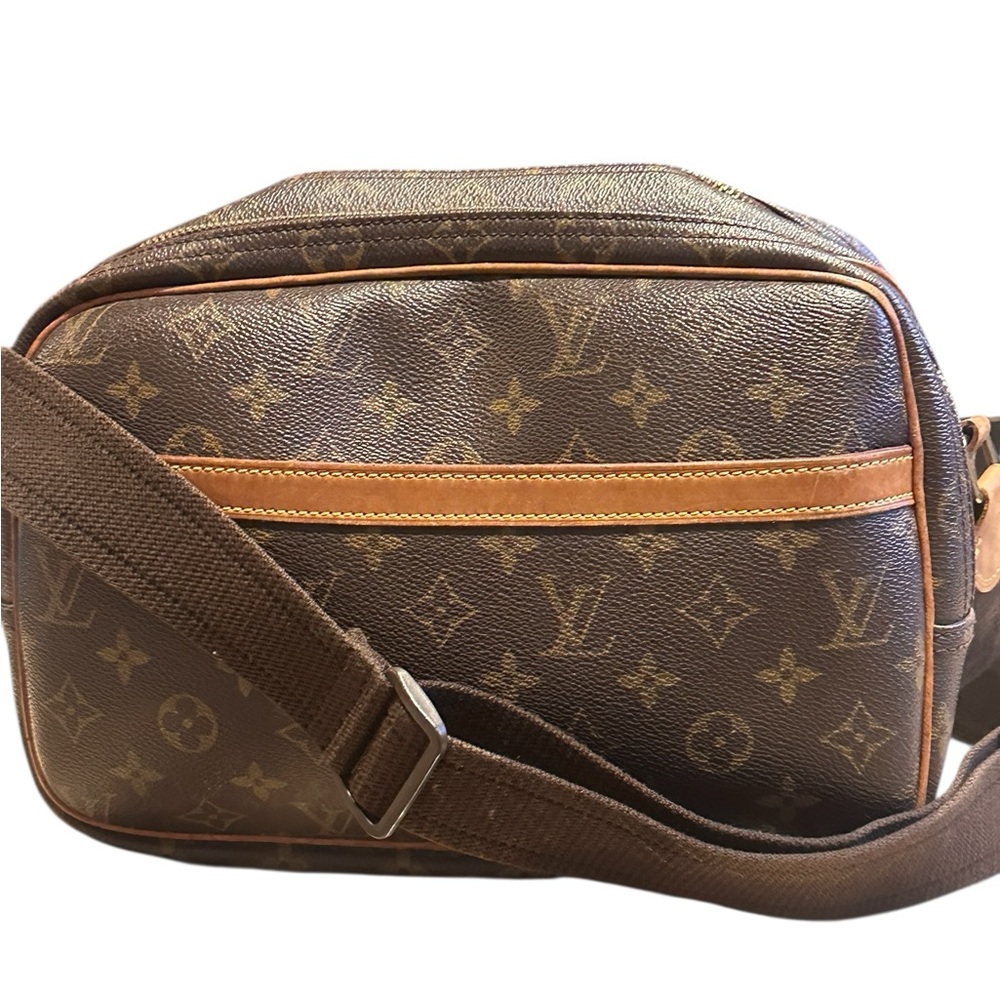 Authentic Louis Vuitton Reporter leather Messager Bag